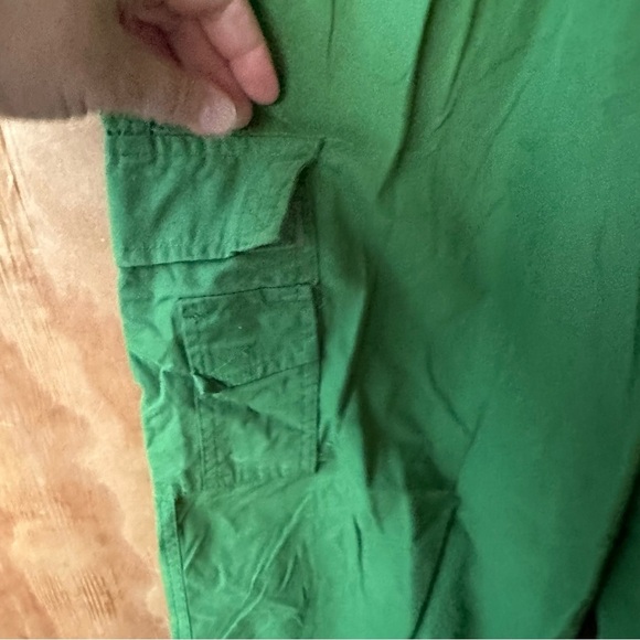 Forever 21 Kelly Green Pull On Cargo Joggers - Picture 7 of 10